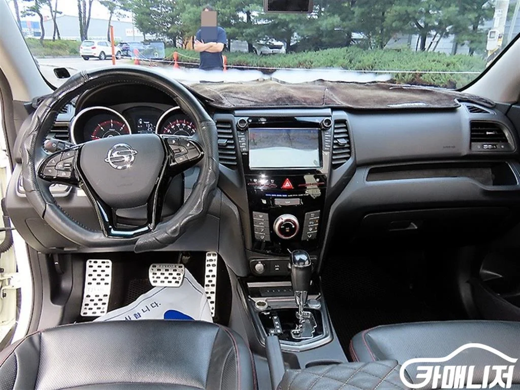 티볼리 에어 2WD 디젤 1.6 IX 사진 7