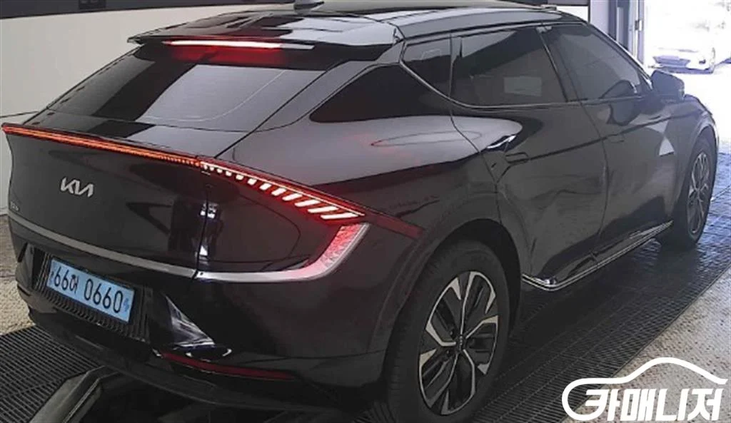 EV6 스탠다드 사진 7
