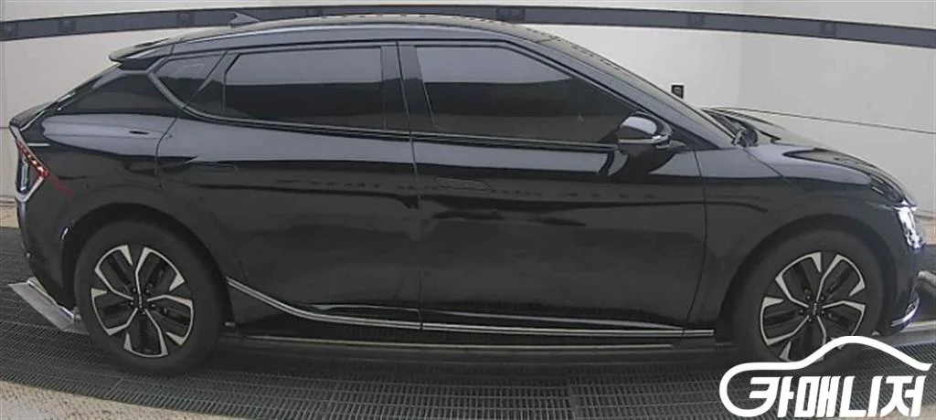 EV6 스탠다드 사진 8