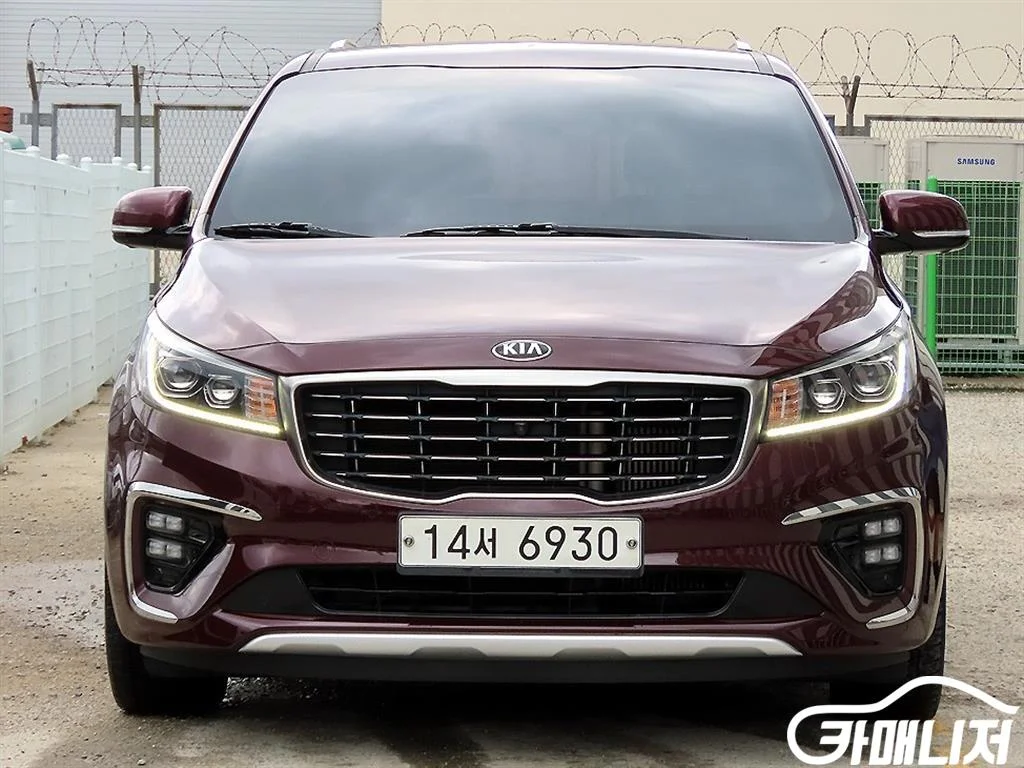 더 뉴 카니발 디젤 7인승 리무진 프레지던트 사진 1