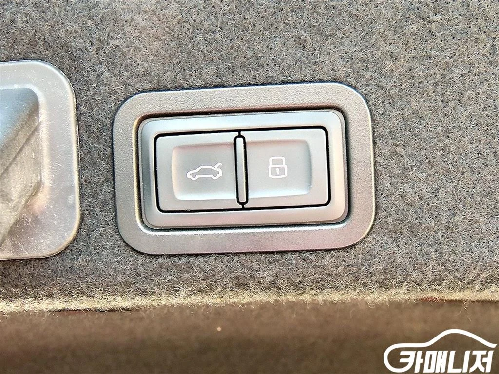 뉴A6 50 TFSI 콰트로 사진 17