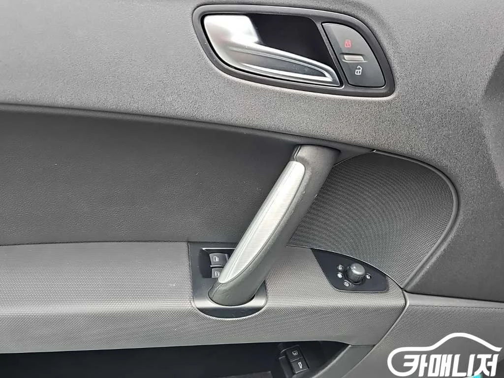 뉴TT 2.0 TFSI 쿠페 사진 14