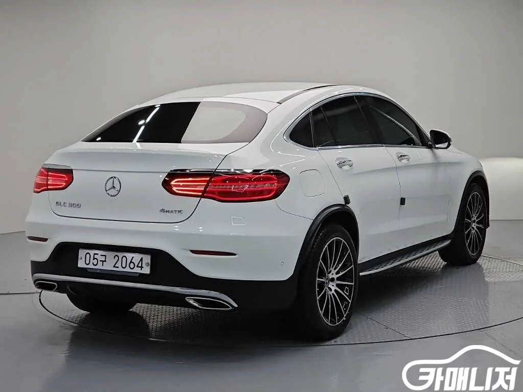 GLC클래스 X253 GLC 300 4MATIC 쿠페 사진 4