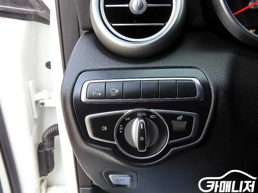 GLC클래스 X253 GLC 220 d 4MATIC 프리미엄 쿠페 사진 11