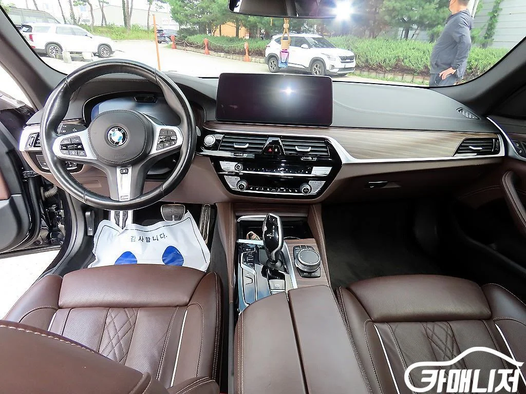5시리즈 (G30) 523d xDrive M 스포츠 사진 7