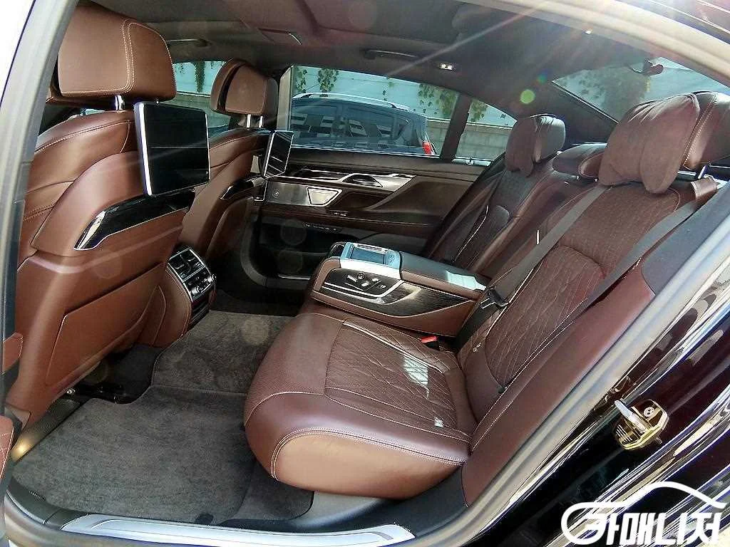 7시리즈 (G11) 740Li xDrive M SPORT 스포츠 사진 6