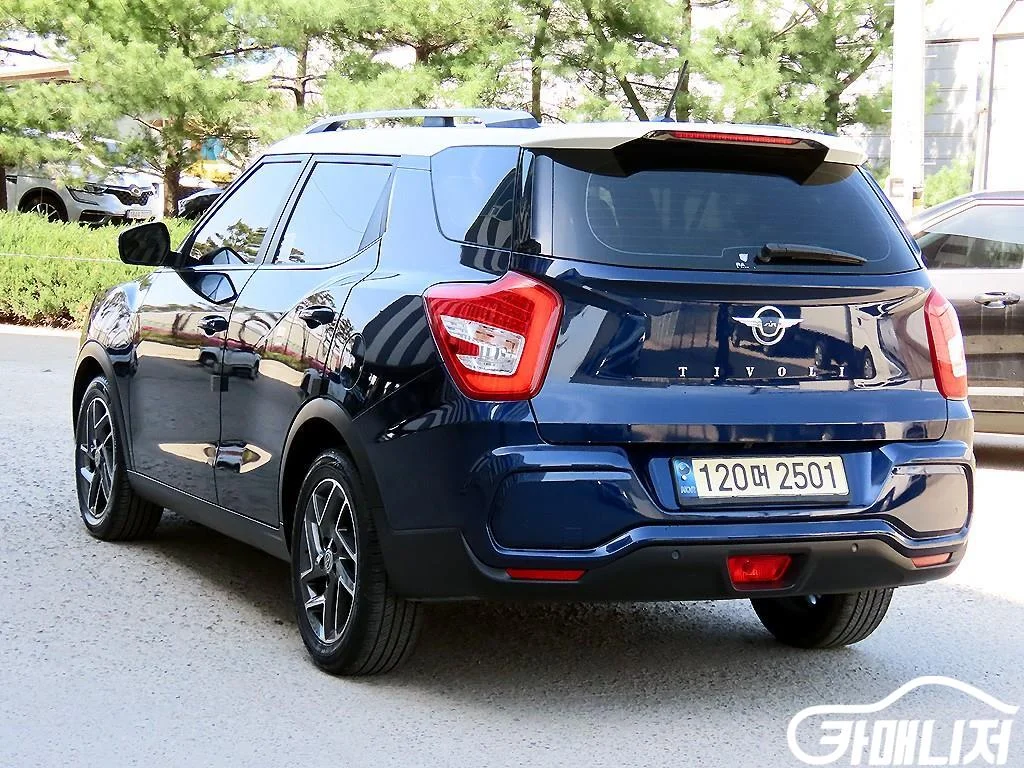 티볼리 에어 2WD 가솔린 1.5 A3 사진 3