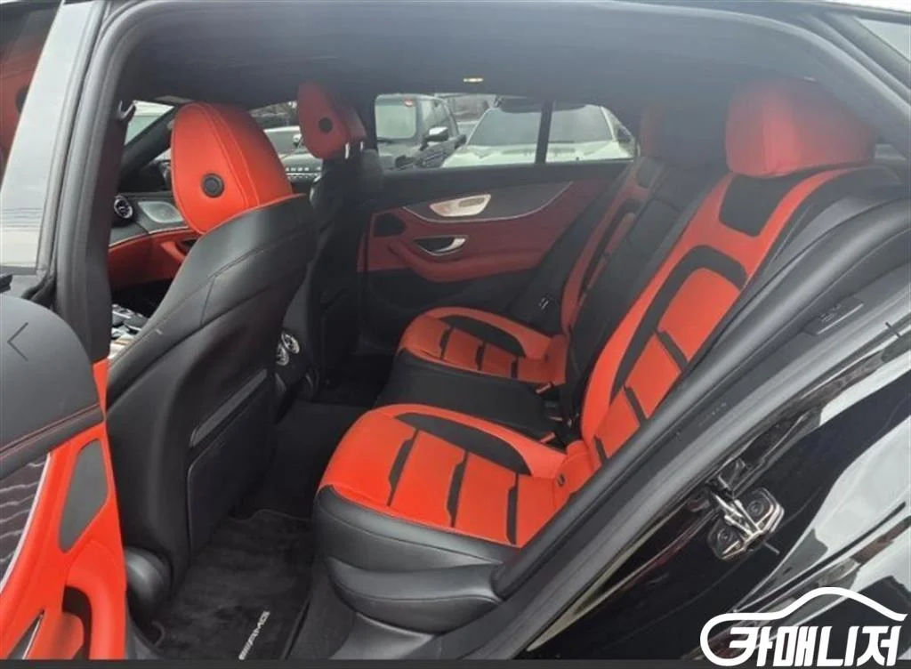 AMG GT 4도어 43 4MATIC+ 사진 19