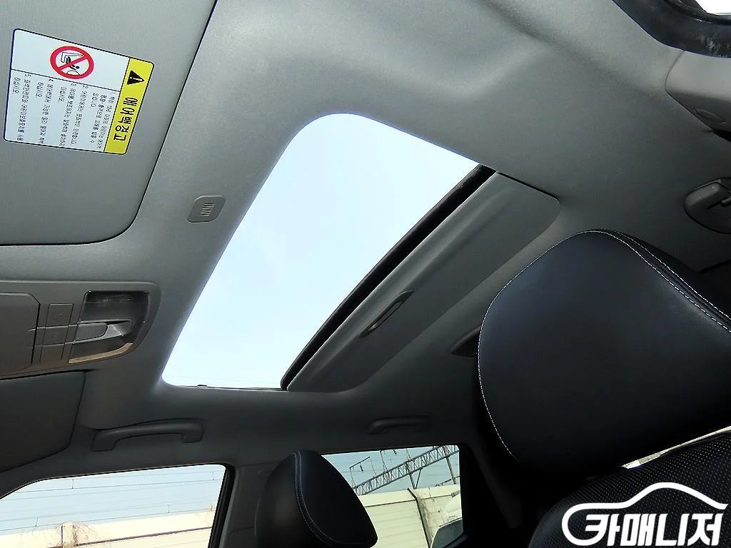 티볼리 디젤 2WD 1.6 LX 사진 16