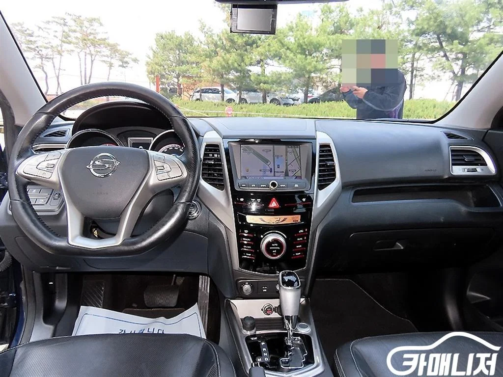 티볼리 디젤 2WD 1.6 LX 사진 7