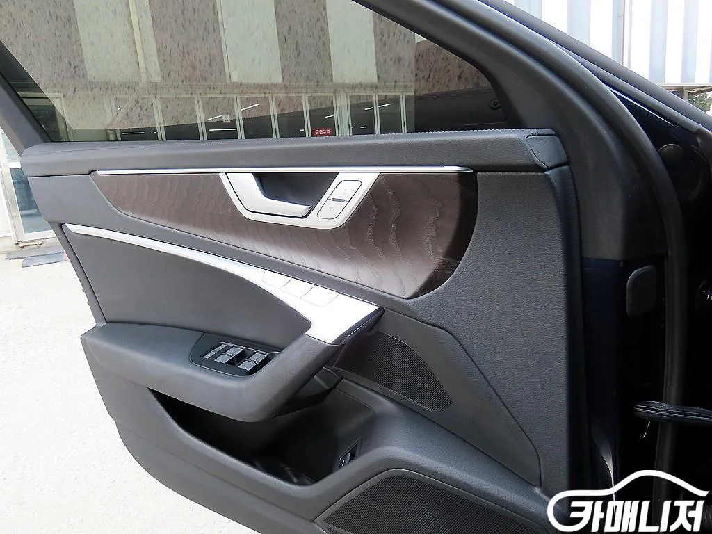 A6 (C8) 40 TDI 콰트로 프리미엄 사진 12