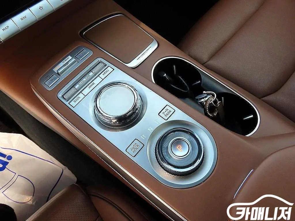 GV70 2.2 디젤 AWD 사진 10
